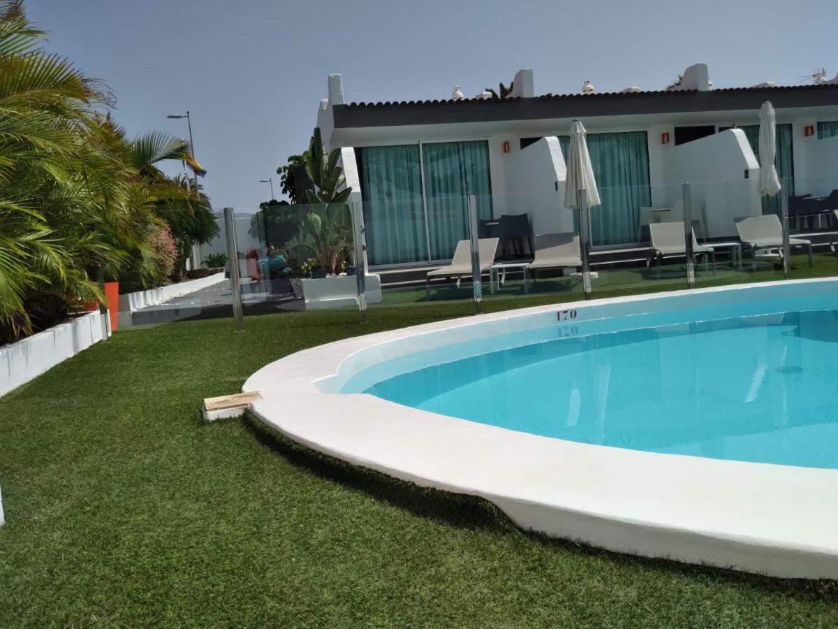 Starboys Gay Resort - Gay Men Only มาสปาโลมาส ภายนอก รูปภาพ